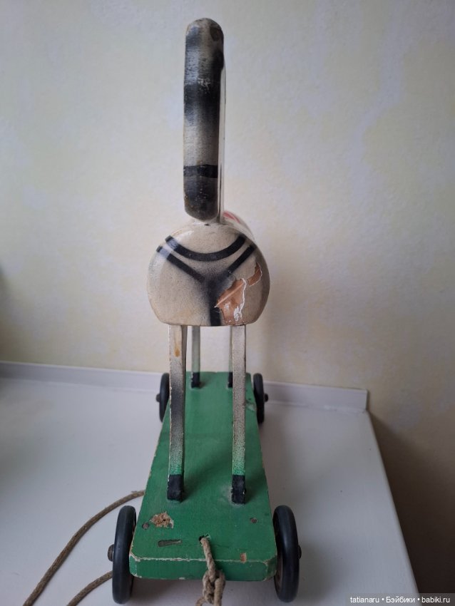 Старая винтажная деревянная лошадка 2 (фото 3)