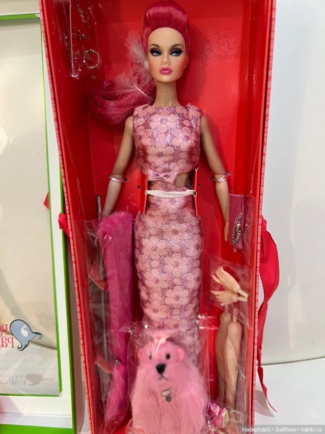 Poppy Parker Glamour Pink Integrity