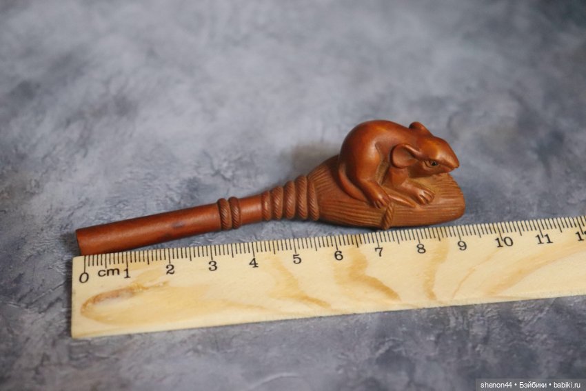 Нэцкэ "Мышка на венике" — Статуэтки (фото 6)