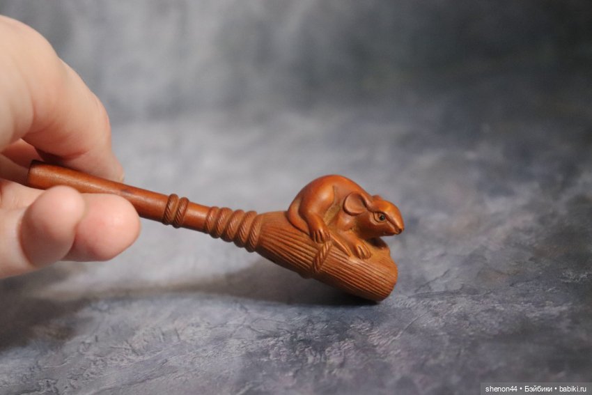 Нэцкэ "Мышка на венике" — Статуэтки (фото 4)
