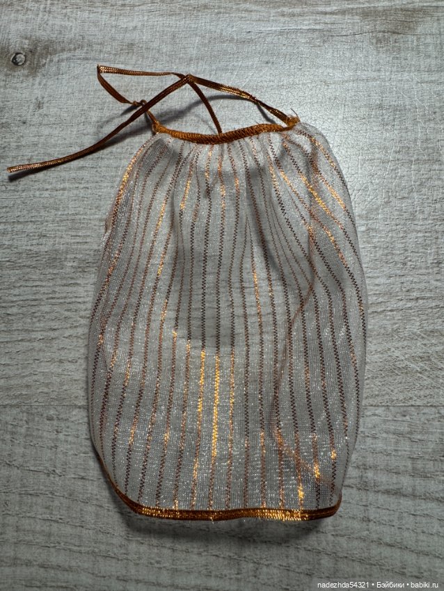 Аутфит Барби Золотая Мечта Кристи (фото 7)