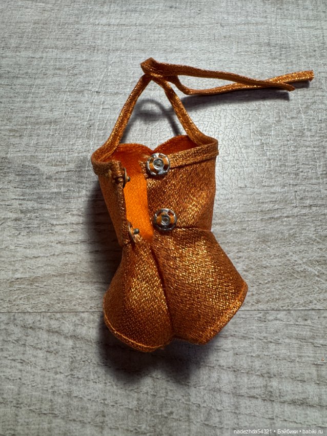 Аутфит Барби Золотая Мечта Кристи (фото 6)