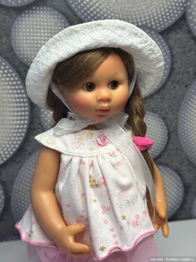 Вихтель Wichtel Lotta с аккуратными ресничками (фото 3)