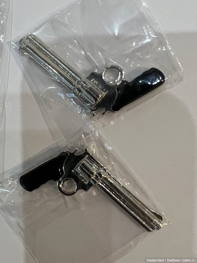 Кобура и пистолеты от Jordan Duval (фото 6)