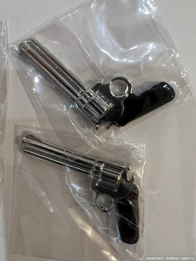 Кобура и пистолеты от Jordan Duval (фото 5)