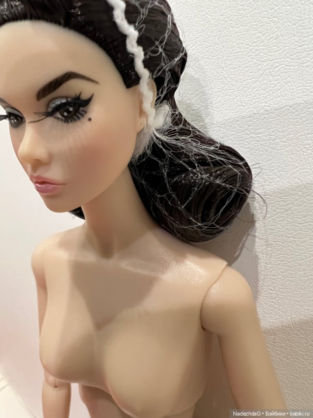 Poppy Parker Pink of Perfection is the 15th anniversary нюд (фото 7)