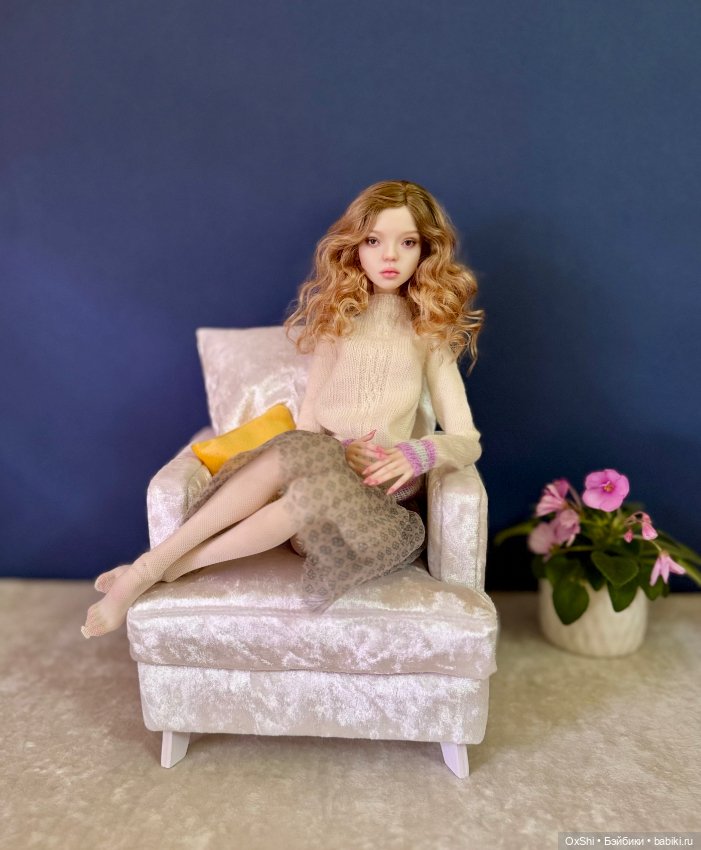 Кресло мягкое для кукол ростом 40 см (фото 4)