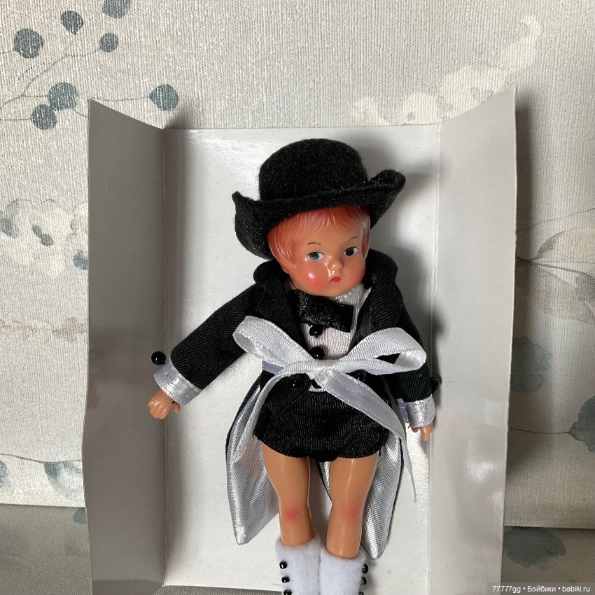 Девочка во фраке от Эффенби (фото 2)