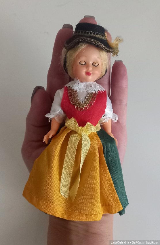 Кукла из пластика. Дания — Винтажные куклы и игрушки детства (фото 6)