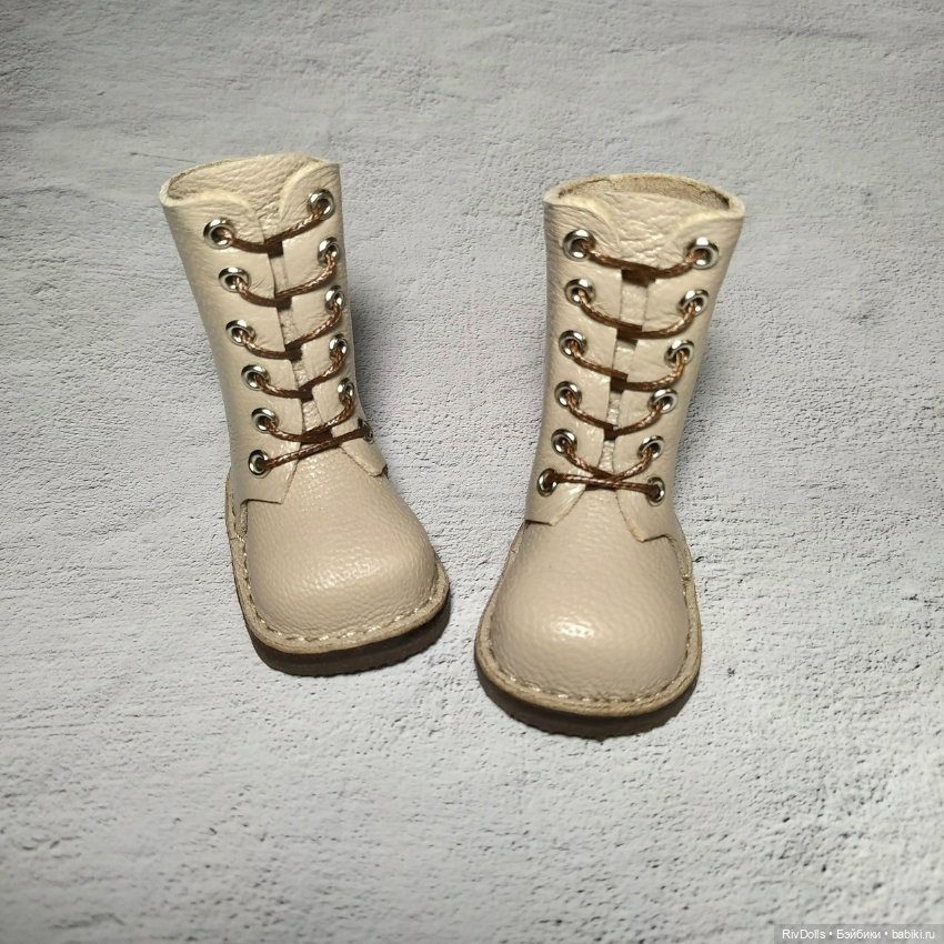 Обувь для кукол Паола Рейна (Сапожки для куклы Paola Reina) Сапоги бежевые