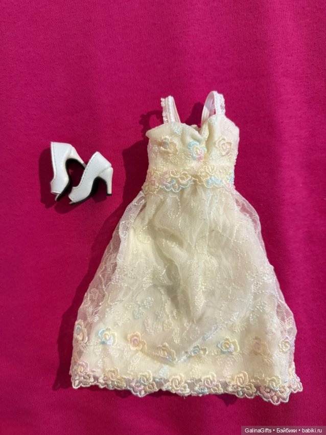 Тоннер Ава Гарднер с двумя комплектами одежды (фото 6)