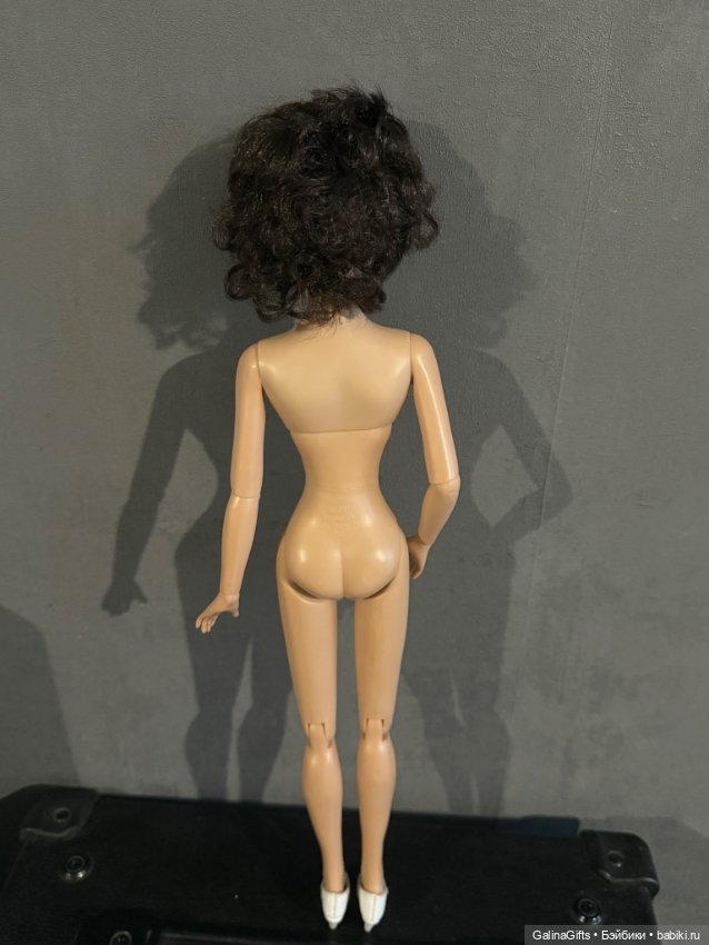 Тоннер Ава Гарднер с двумя комплектами одежды (фото 8)