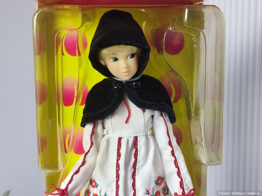 Momoko Doll Lovely Folklore (фото 3)