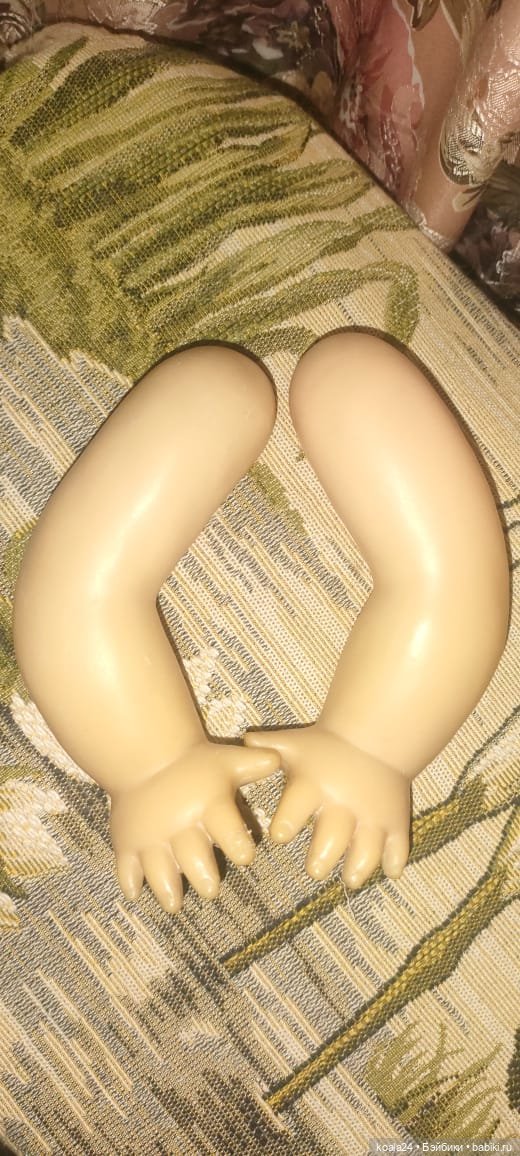 Кукла СССР Вика флиртушка. Руки, запчасть