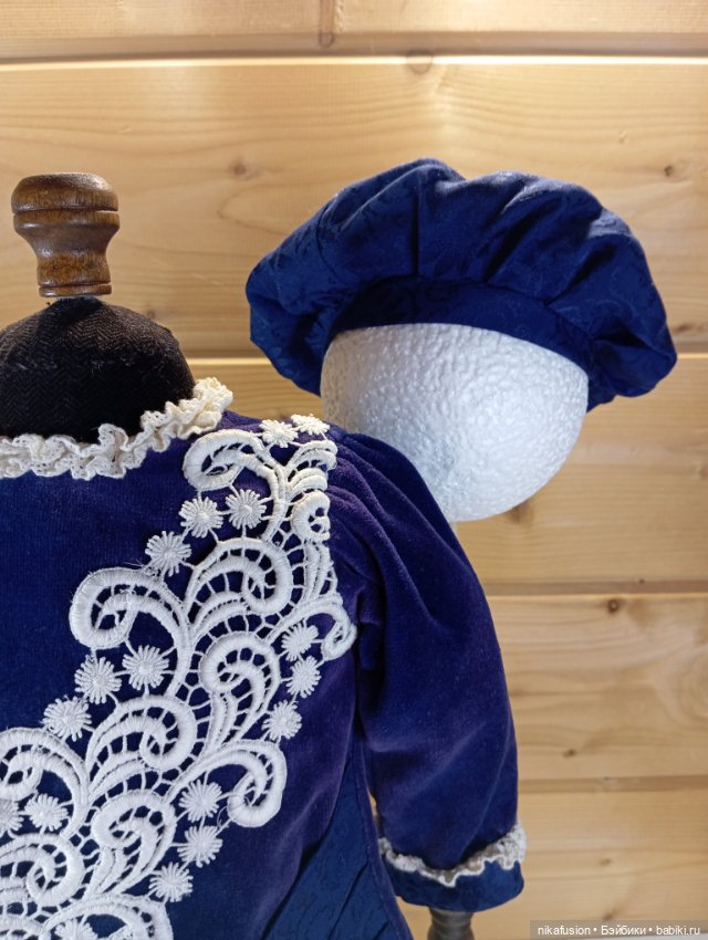 Платье и берет на антикварную или винтажную куклу ростом 66-70 см (фото 4)