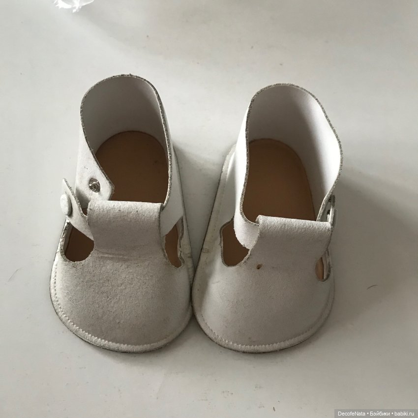 Винтажные туфли для больших кукол