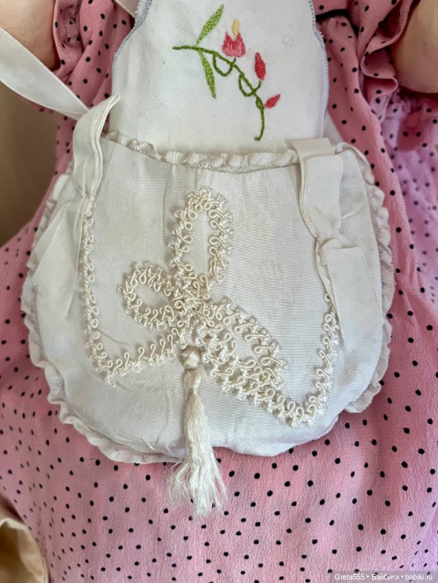 Антикварная сумочка из шелка и платочек с ручной вышивкой (фото 6)