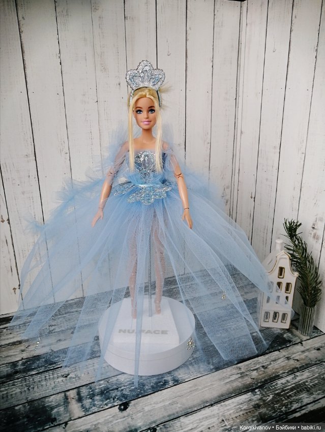 Пышное новогоднее платье — Одежда для кукол