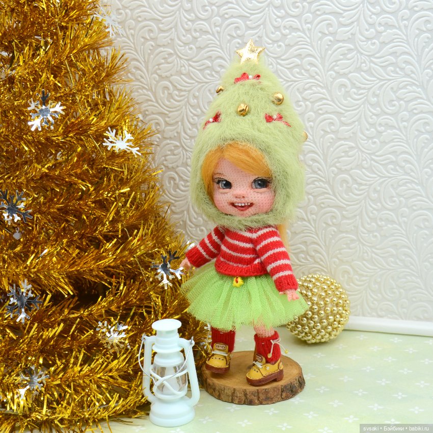 Коллекционная интерьерная кукла "Рождественская Елочка" (фото 8)
