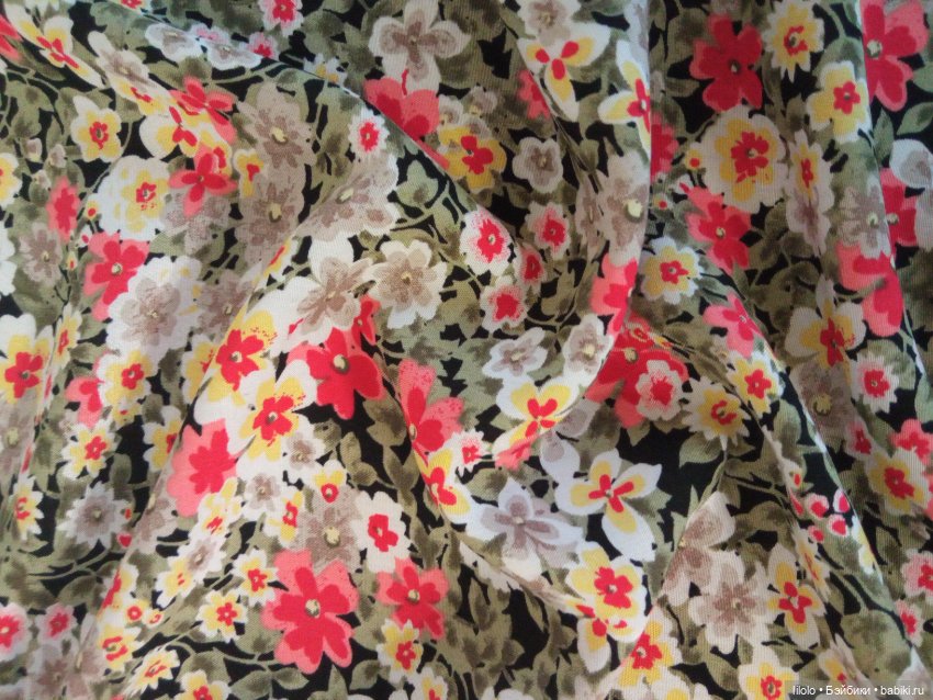 Отрез ткани для кукольного рукоделия