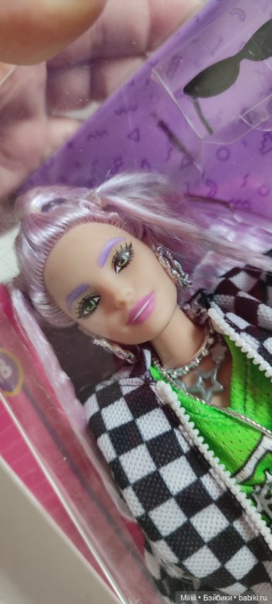 Барби Barbie Extra с лавандовыми волосами (фото 8)