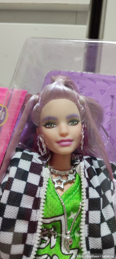Барби Barbie Extra с лавандовыми волосами (фото 4)