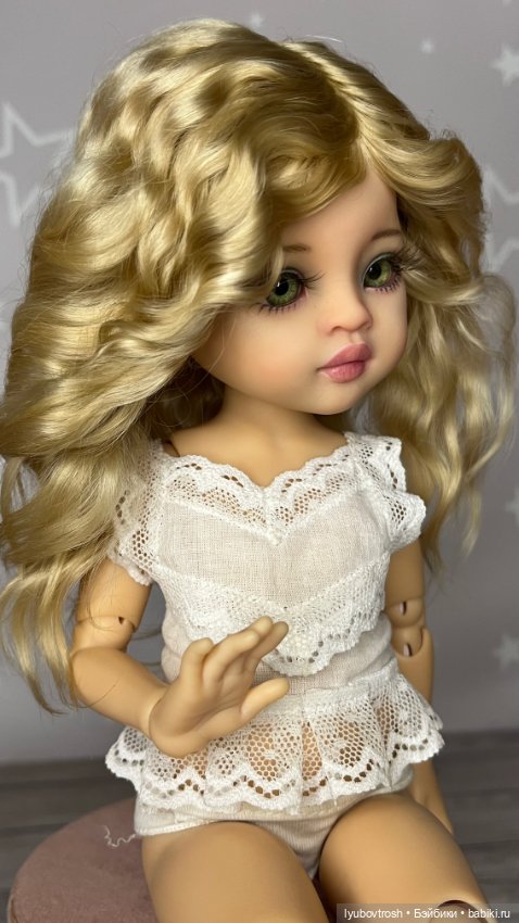 Парик натуральный 8/9 для Паола Рейна и аналогичных кукол , ростом 33см