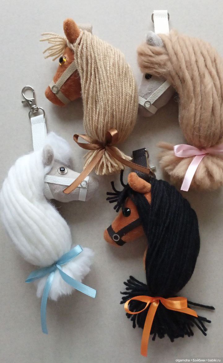 Брелок Лошадка - символ 2026 года