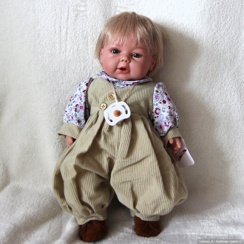 Мягконабивная кукла - мальчик Rauber Карл в бежевом, 33 см (фото 3)