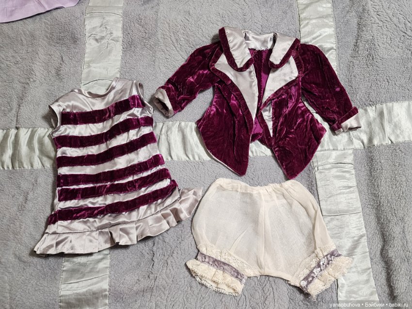 Платье винтажное — Одежда