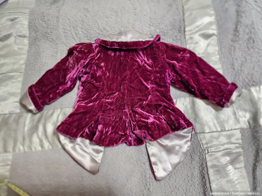 Платье винтажное — Одежда