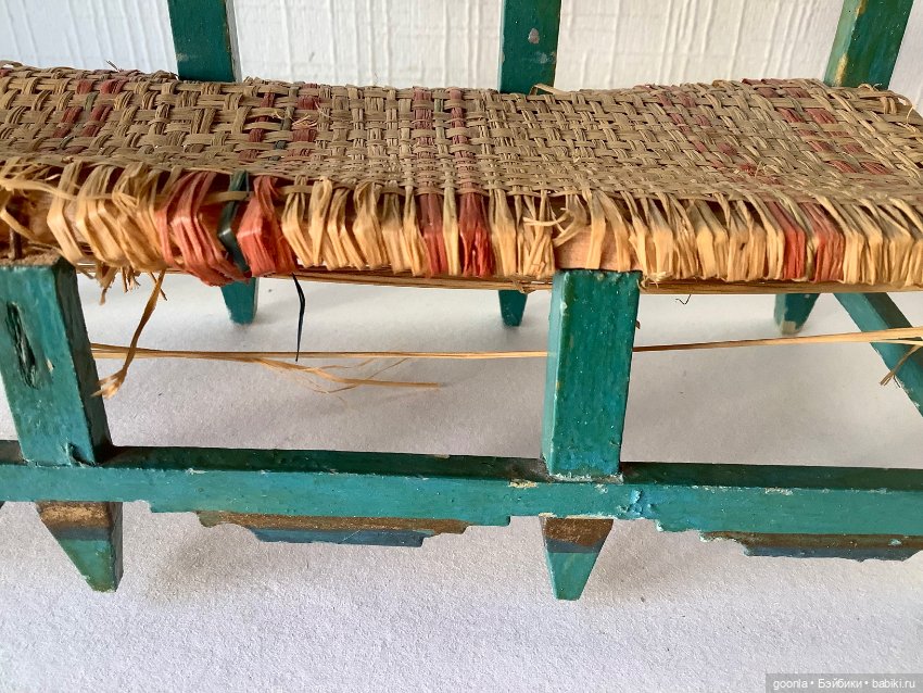 Кукольная скамейка — Антикварные игрушки (фото 4)