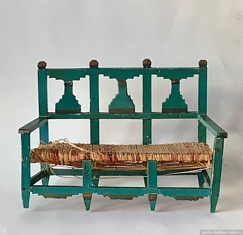 Кукольная скамейка — Антикварные игрушки