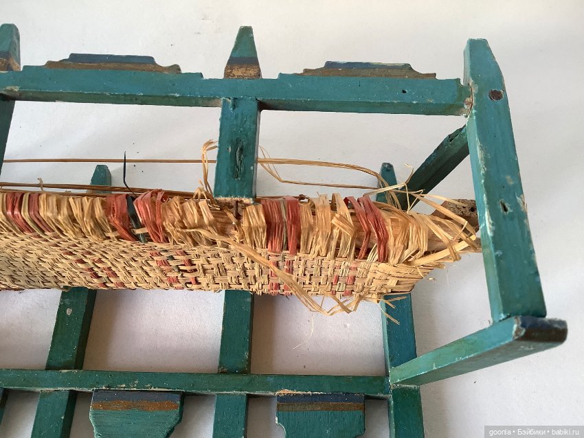 Кукольная скамейка — Антикварные игрушки