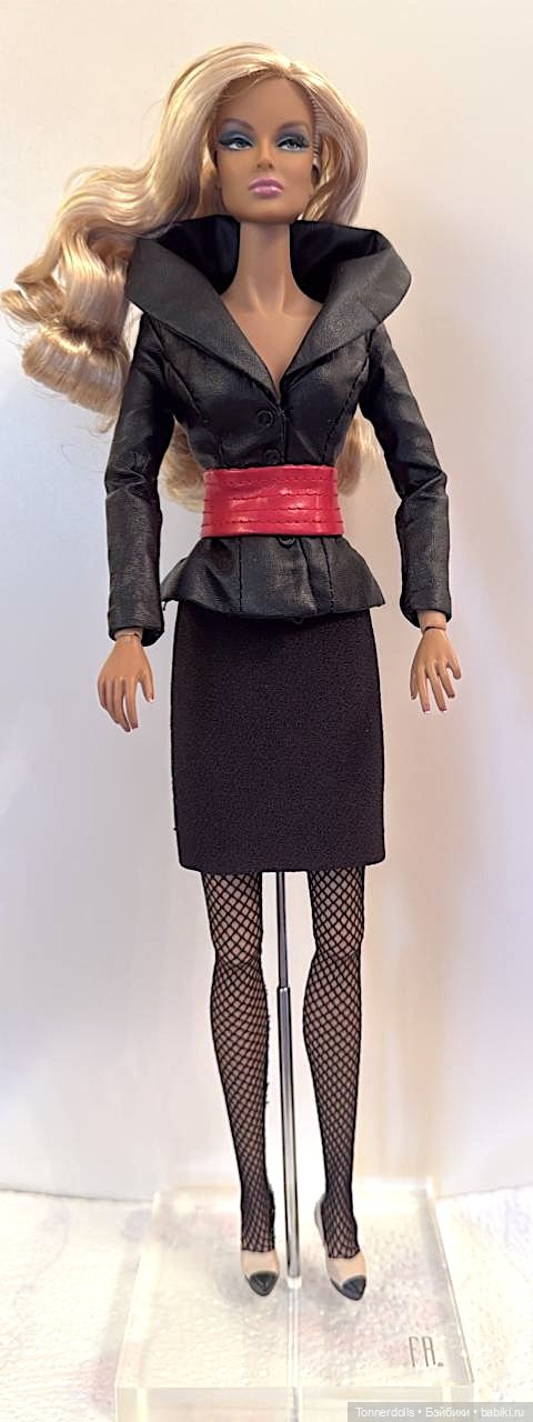 Кукла конвенционная Integrity Toys Даниа Зарр Неотразимая Exclusives Dania Zarr Irresistible FR 2013 (фото 5)