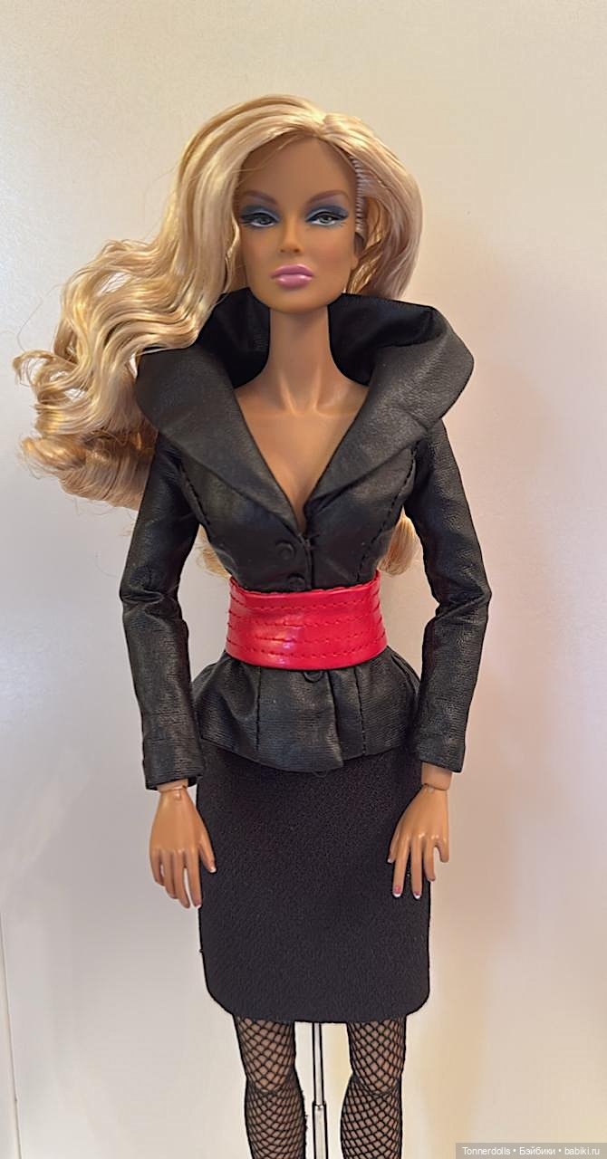 Кукла конвенционная Integrity Toys Даниа Зарр Неотразимая Exclusives Dania Zarr Irresistible FR 2013 (фото 4)