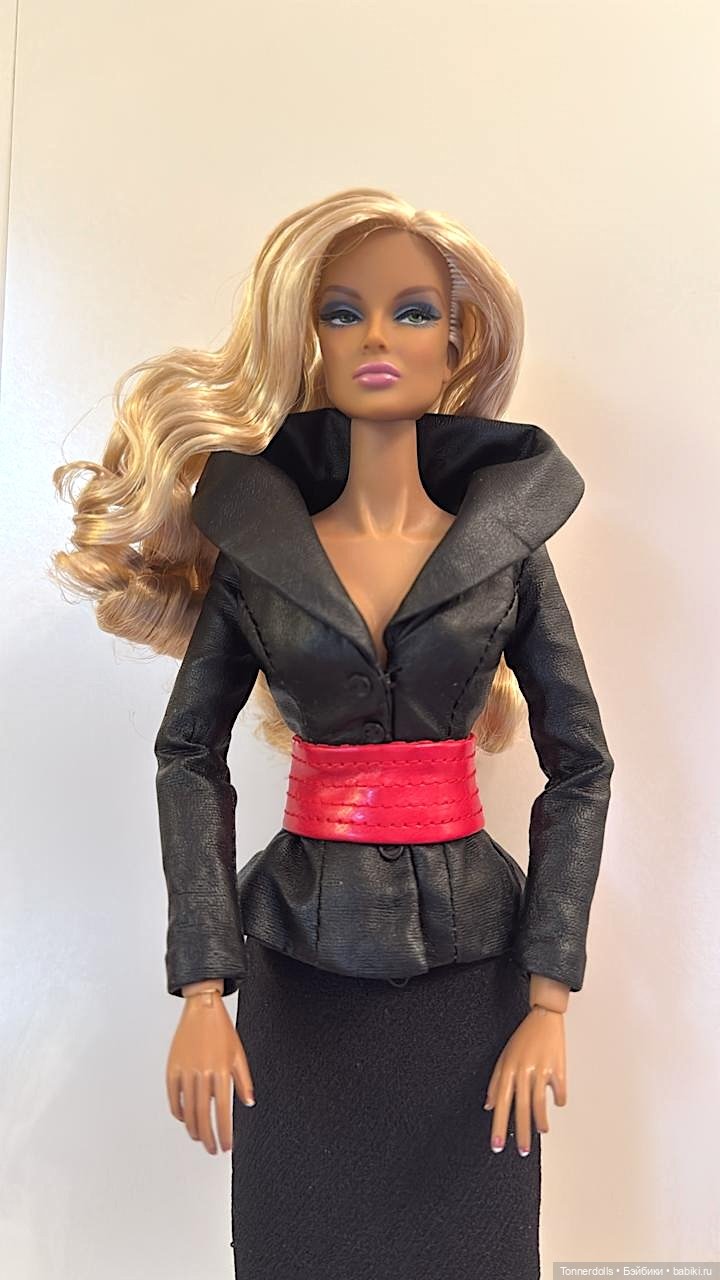 Кукла конвенционная Integrity Toys Даниа Зарр Неотразимая Exclusives Dania Zarr Irresistible FR 2013