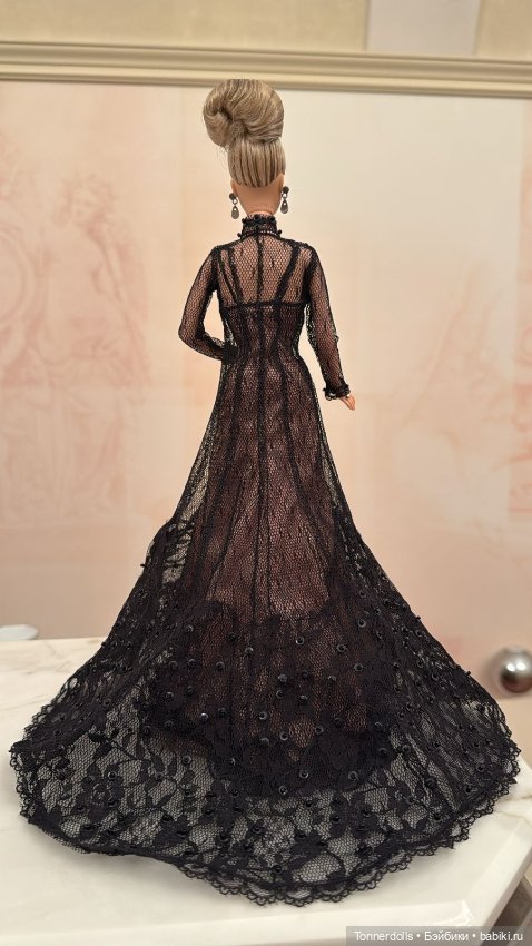 Кукла Барби коллекционная Чистая Прозрачная Иллюзия Barbie Nolan Miller Sheer Illusion Mattel (фото 5)