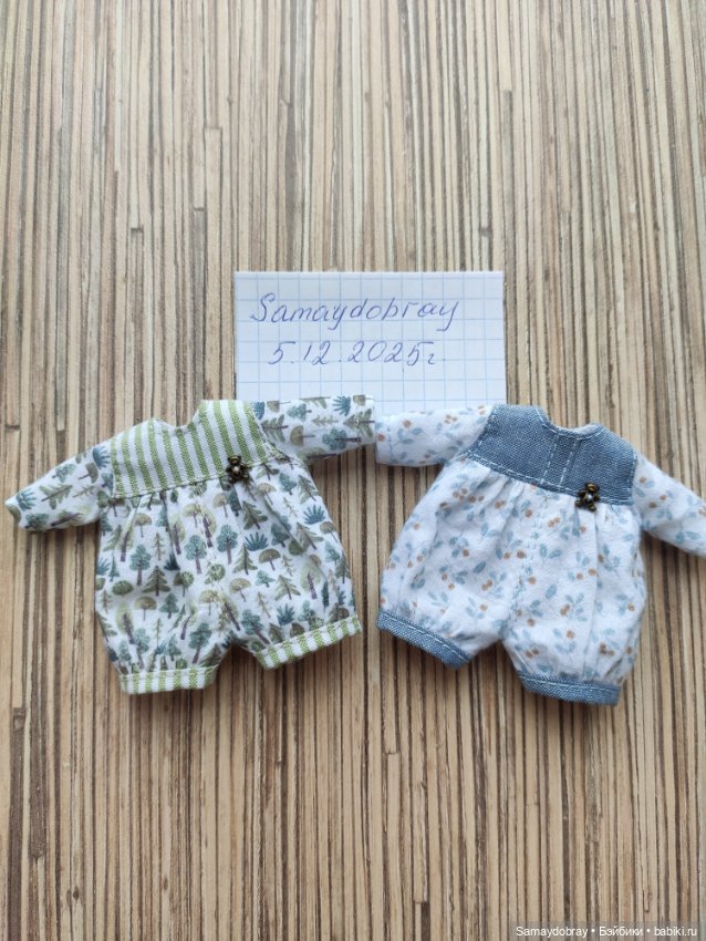 Комбинезончики для ob11 — Одежда для кукол