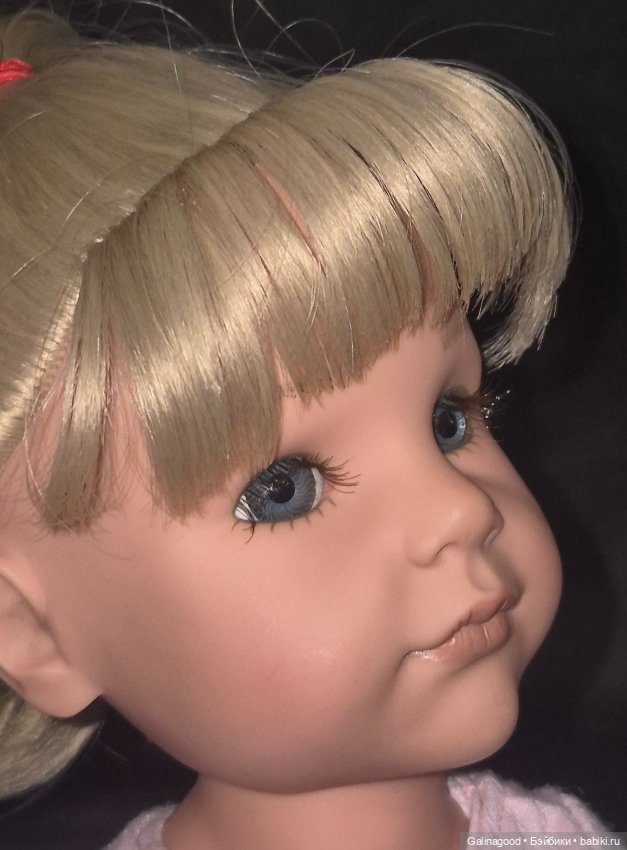 Головушка Сары 2005 года с аутфитом