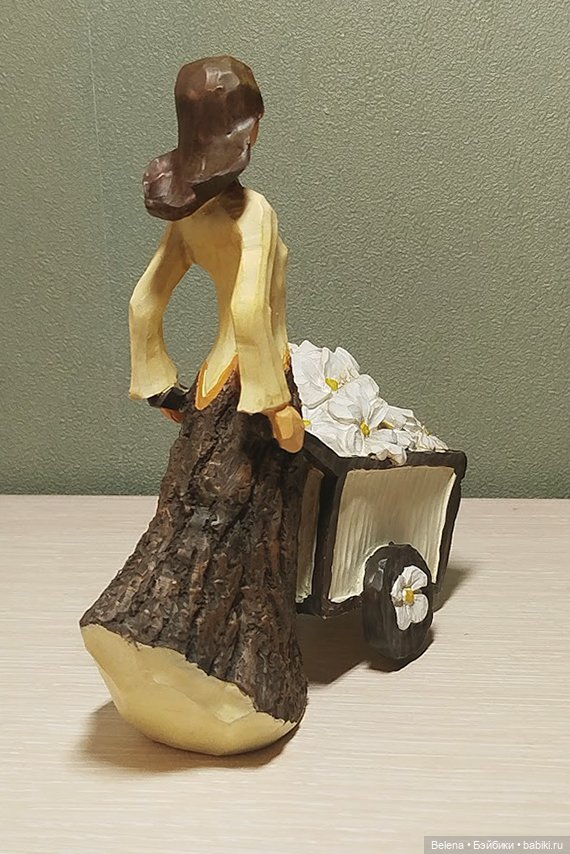 Три прелестные синьориты — Статуэтки (фото 4)