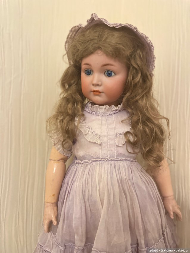 Роскошная закрыторотая кукла KR 117 (фото 6)