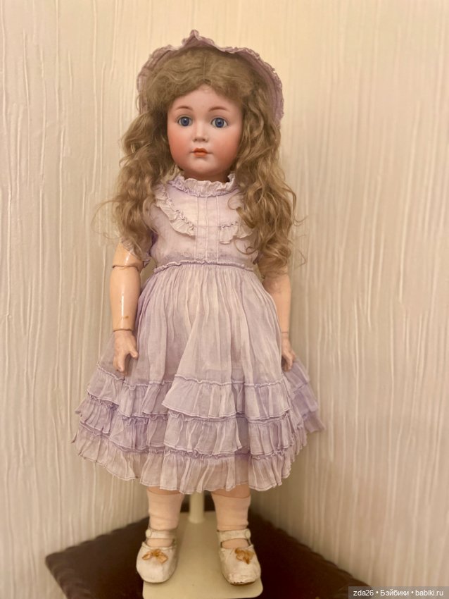 Роскошная закрыторотая кукла KR 117 (фото 4)