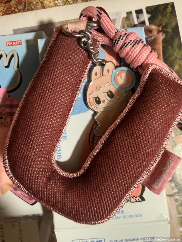 Labubu Pin for Love — Коллекционные фигурки (фото 2)