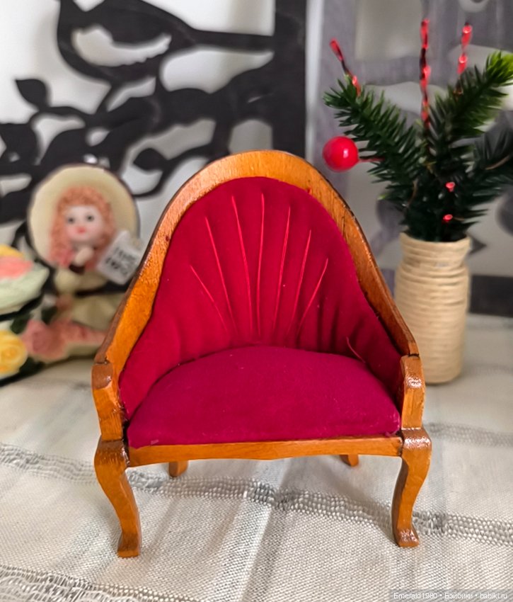 Мебель для кукол кресло — Кукольная мебель