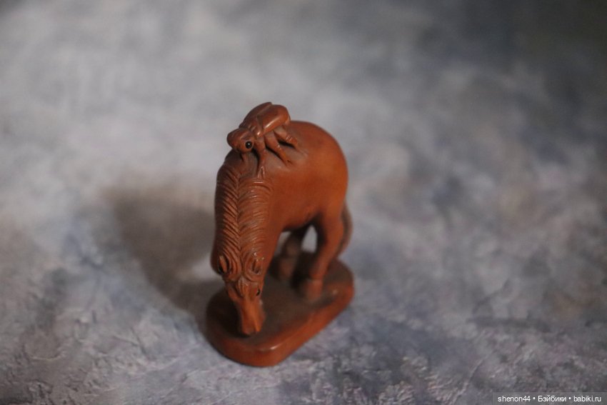 Нэцкэ "Лошадь и жук". Винтаж! Ручная работа (фото 3)