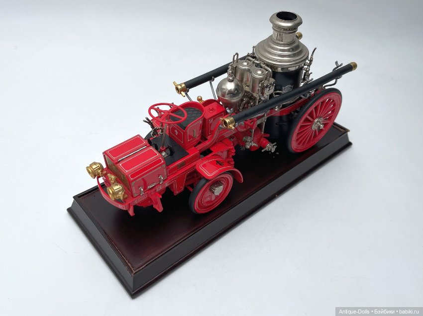 Коллекционная модель 1912 Christie Front Drive Steamer (масштаб 1:24) (фото 6)