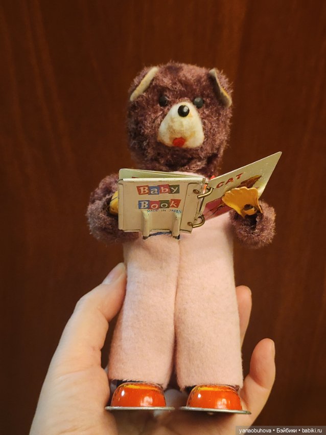 Старинный заводной читающий мишка. Япония. Состояние отличное. Работает (фото 10)