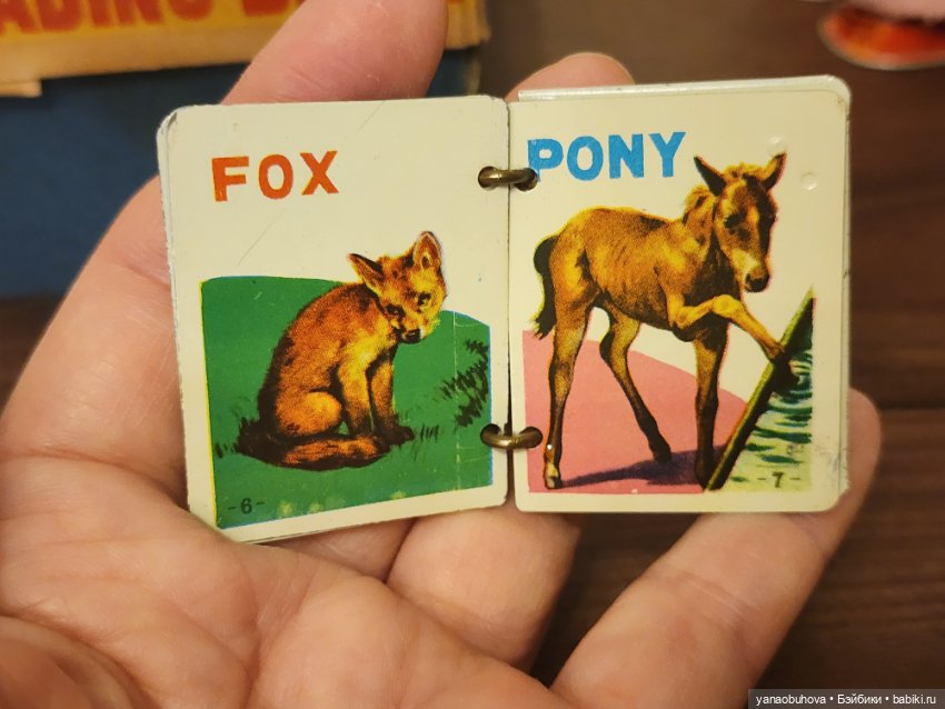 Старинный заводной читающий мишка. Япония. Состояние отличное. Работает