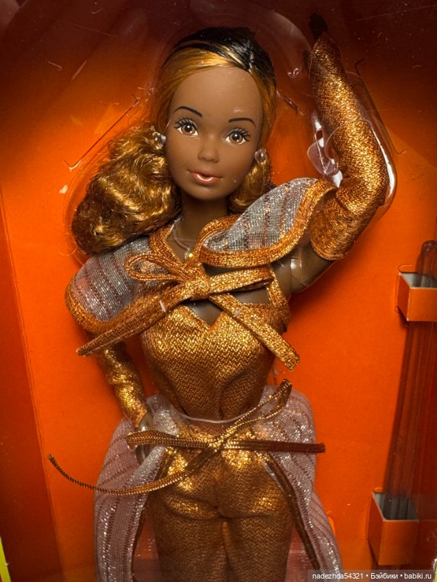 Барби Золотая Мечта Кристи (фото 2)